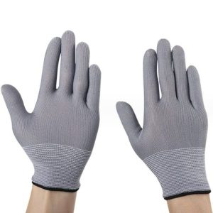 Knitted hand gloves manufacturer